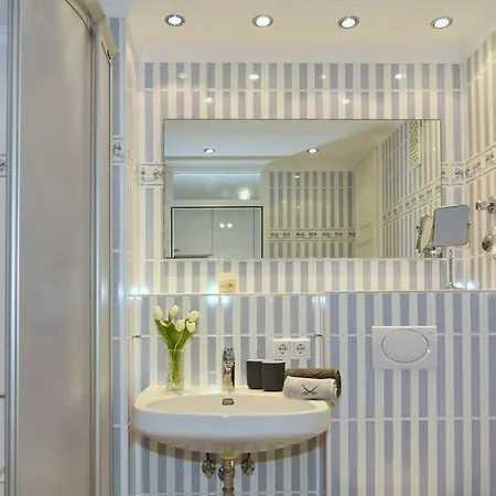 Metropol, Whg 116, Landseite *